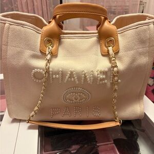 Cream Canvas Tote with Pearl Logo and Gold Chain